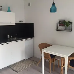 Nowe Wygodne Studio Przy Lesie Apartament